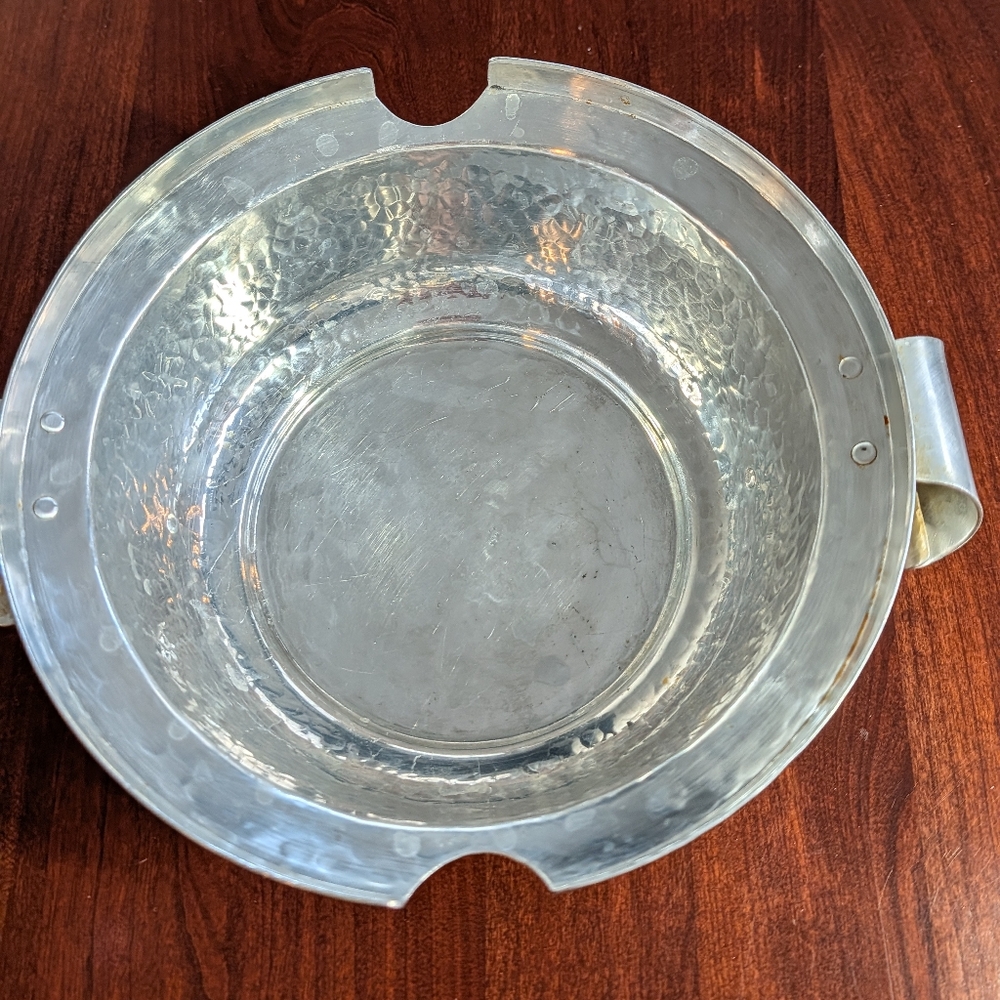 Vintage Hammered Aluminum Serving Bowl by J Braun - Picture 3 of 11